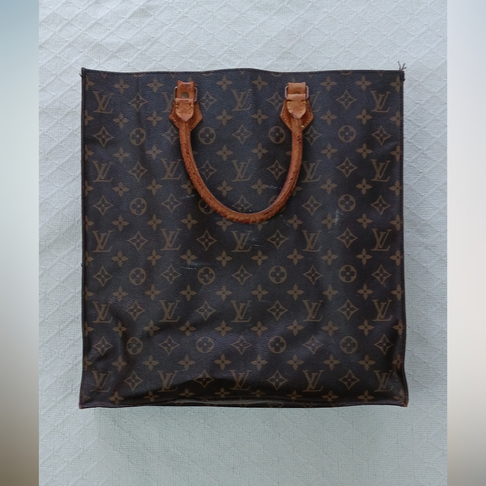 Louis Vuitton Sac Plat Monogramed Bag